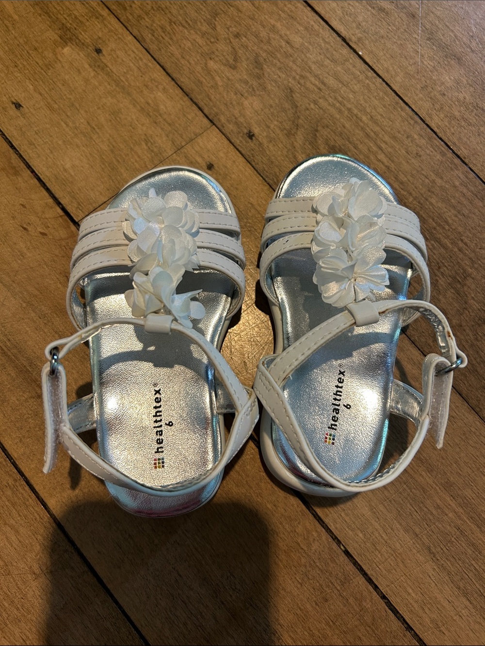 healthtex White Floral Strap Girls' Sandals with Silver Footbed
